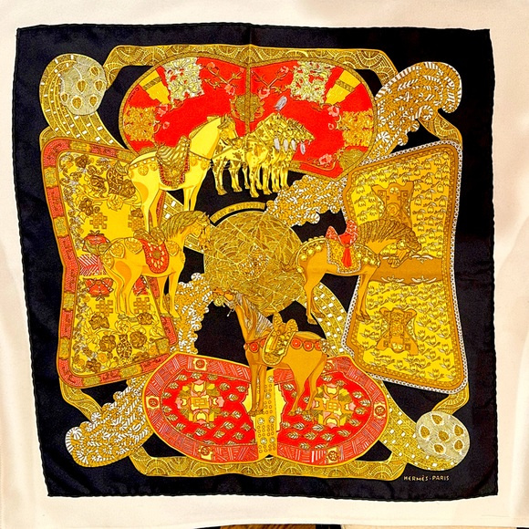 Hermes Accessories - EUC HERMES Carre 90 Scarf "ART De STEPPES" Silk